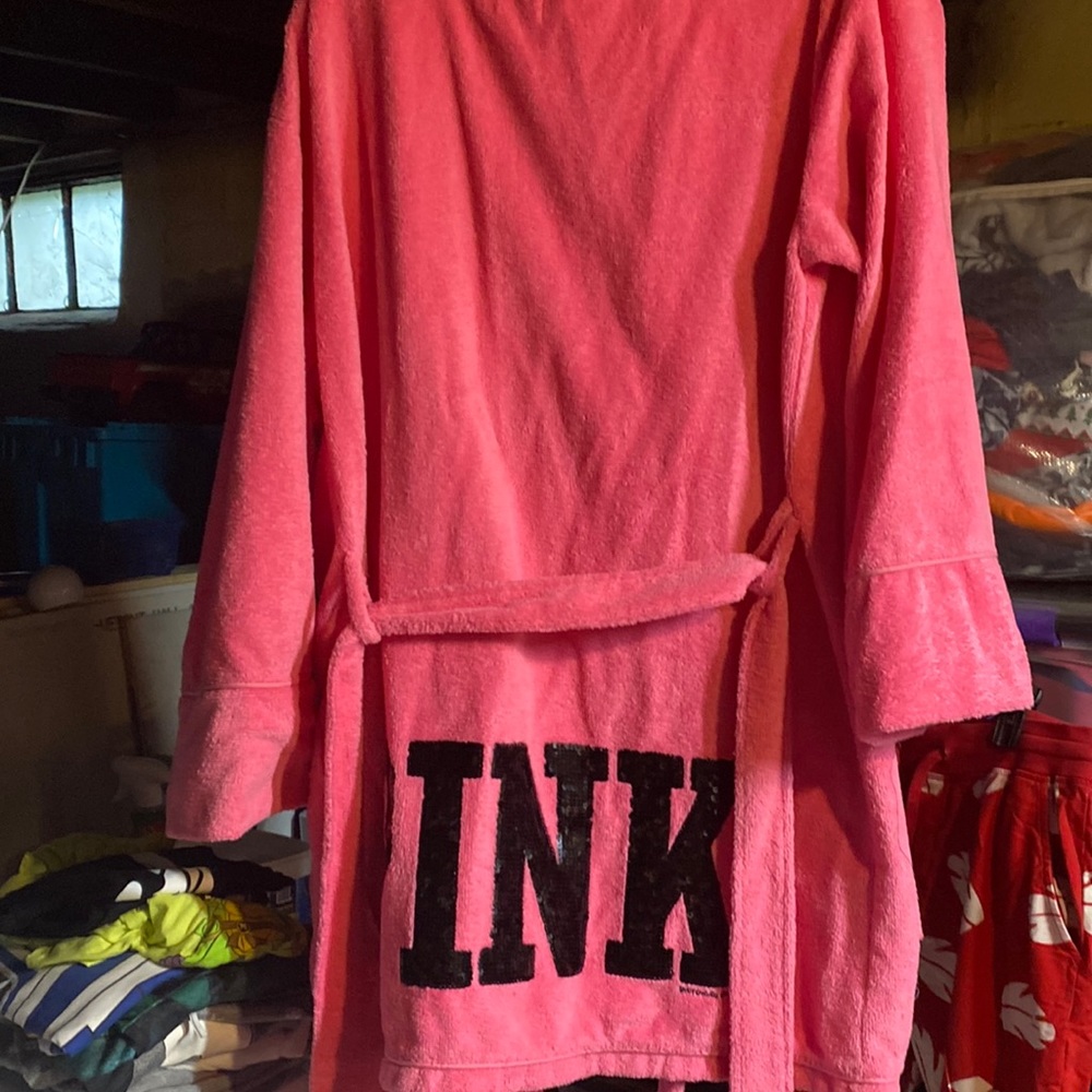 Brand new pink Victoria’s Secret robe